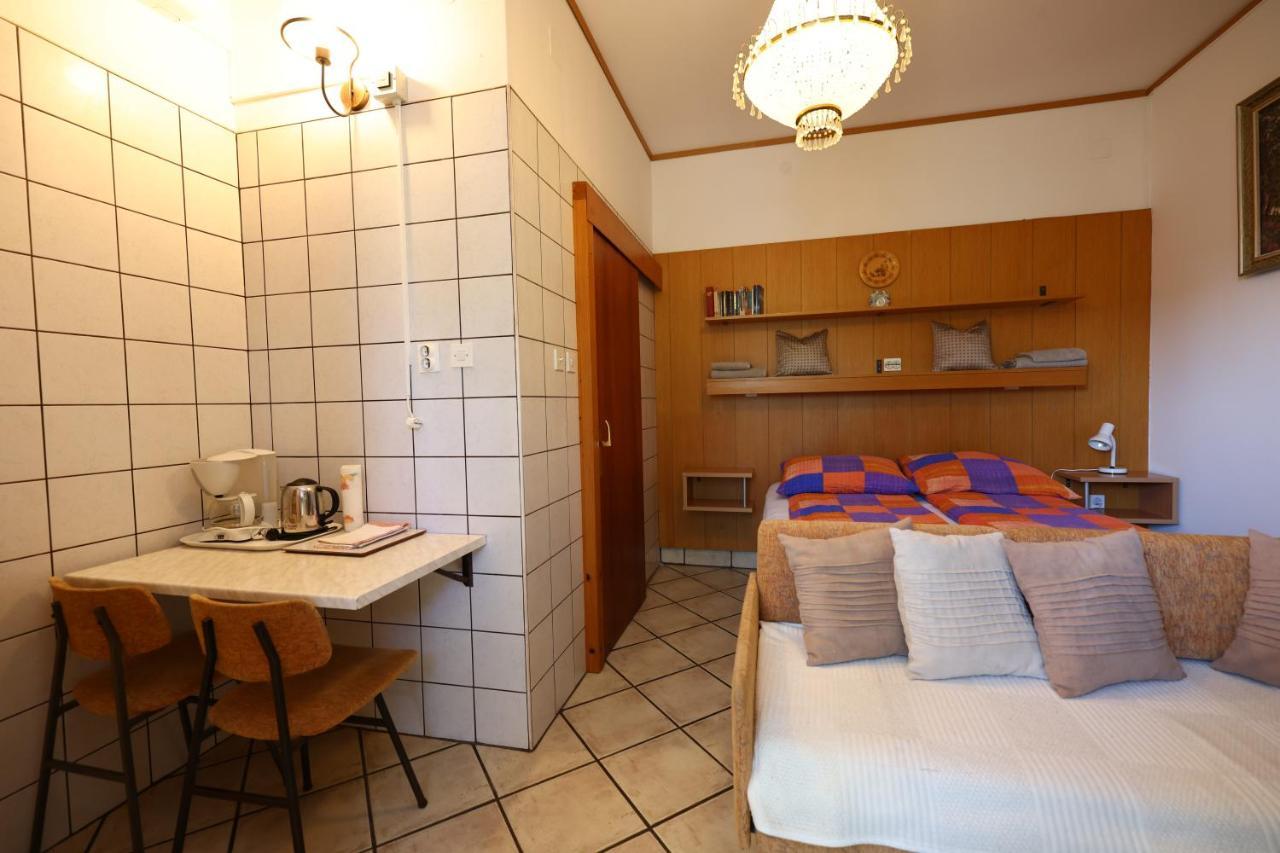 Pika Apartament *
